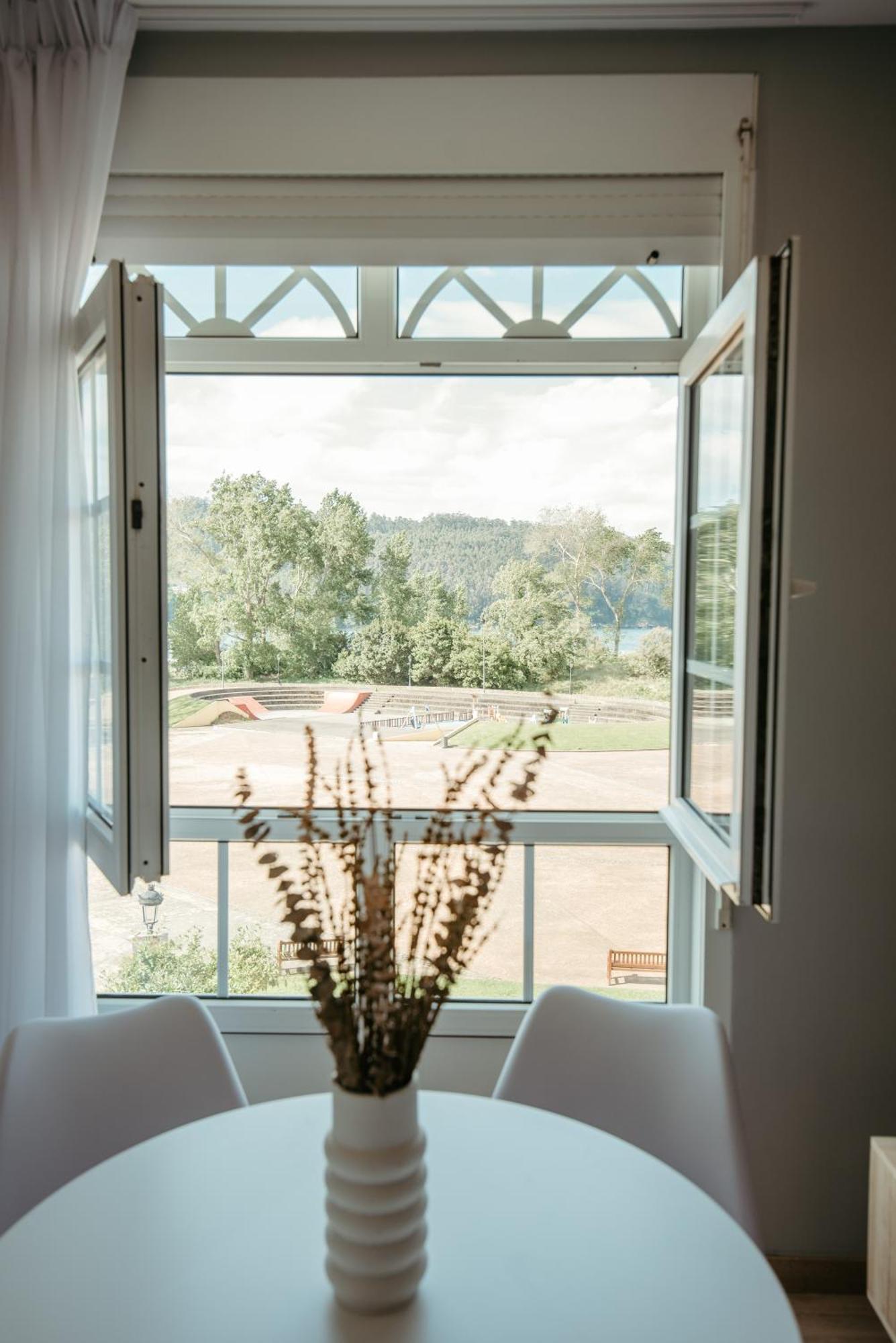 Lar Da Revolta Apartment Cedeira